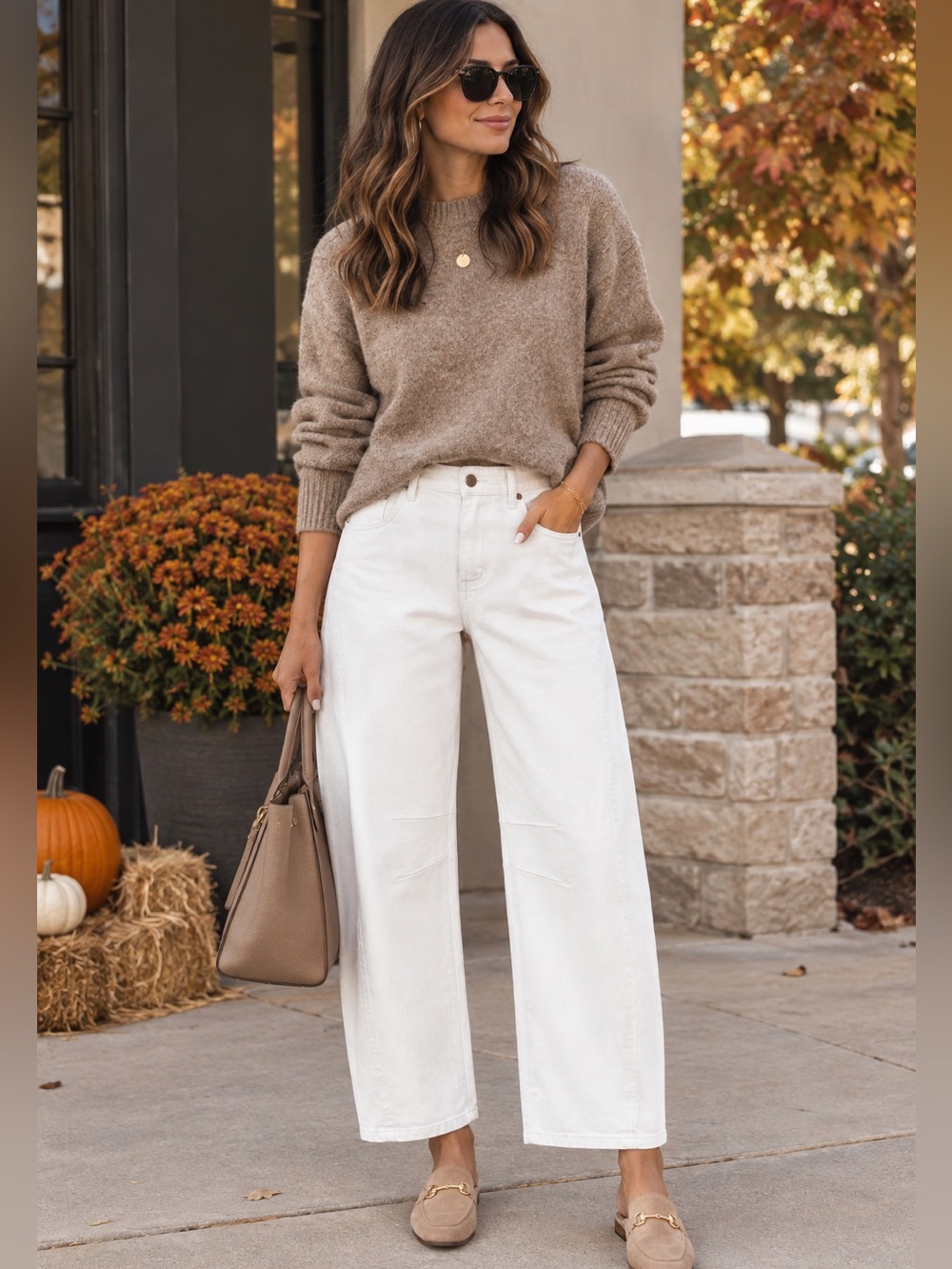 Women’s Barrel Jeans. White. NWOT
